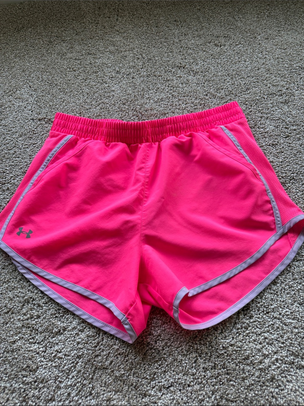 Under Armour Hot Pink Women's Athletic Shorts with liner. Medium.